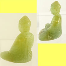 Antique Chinese Carved miniature Jade Sculpture Buddha Qing Dynasty China  (5529)