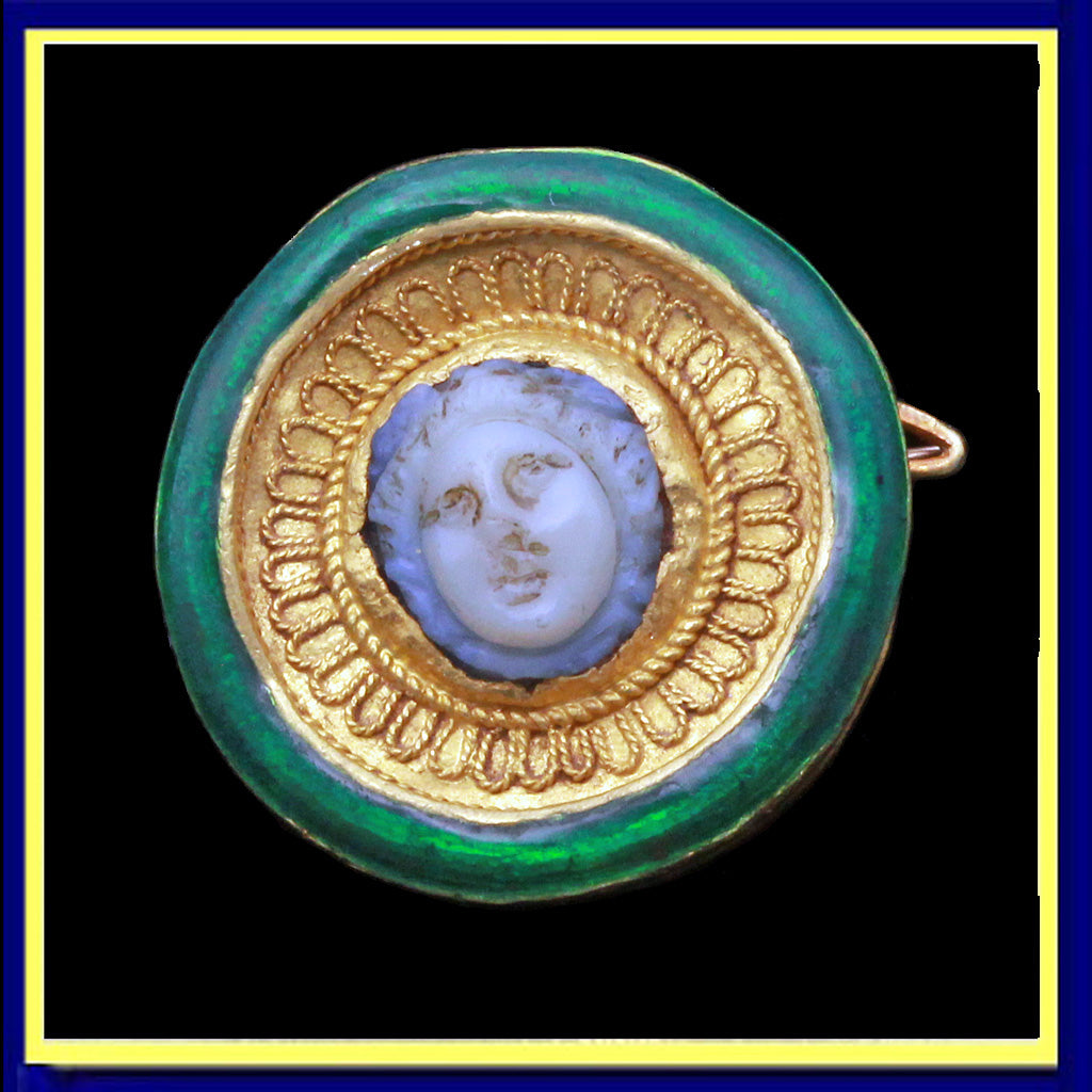 Louis Wiese cameo brooch pendant gold enamel agate medusa antique unisex