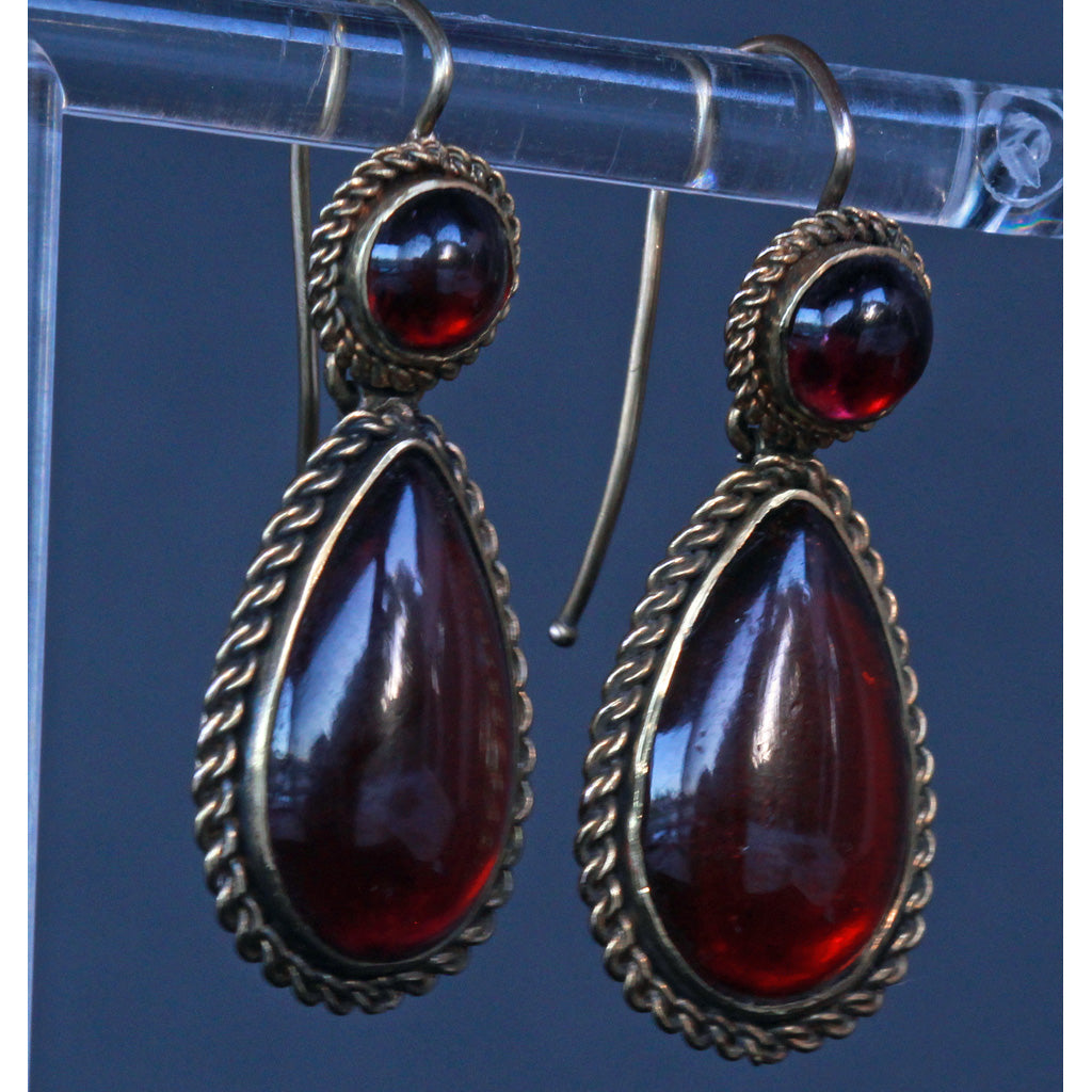 Antique Victorian Earrings articulated ear pendants Gold Garnets English (7221)
