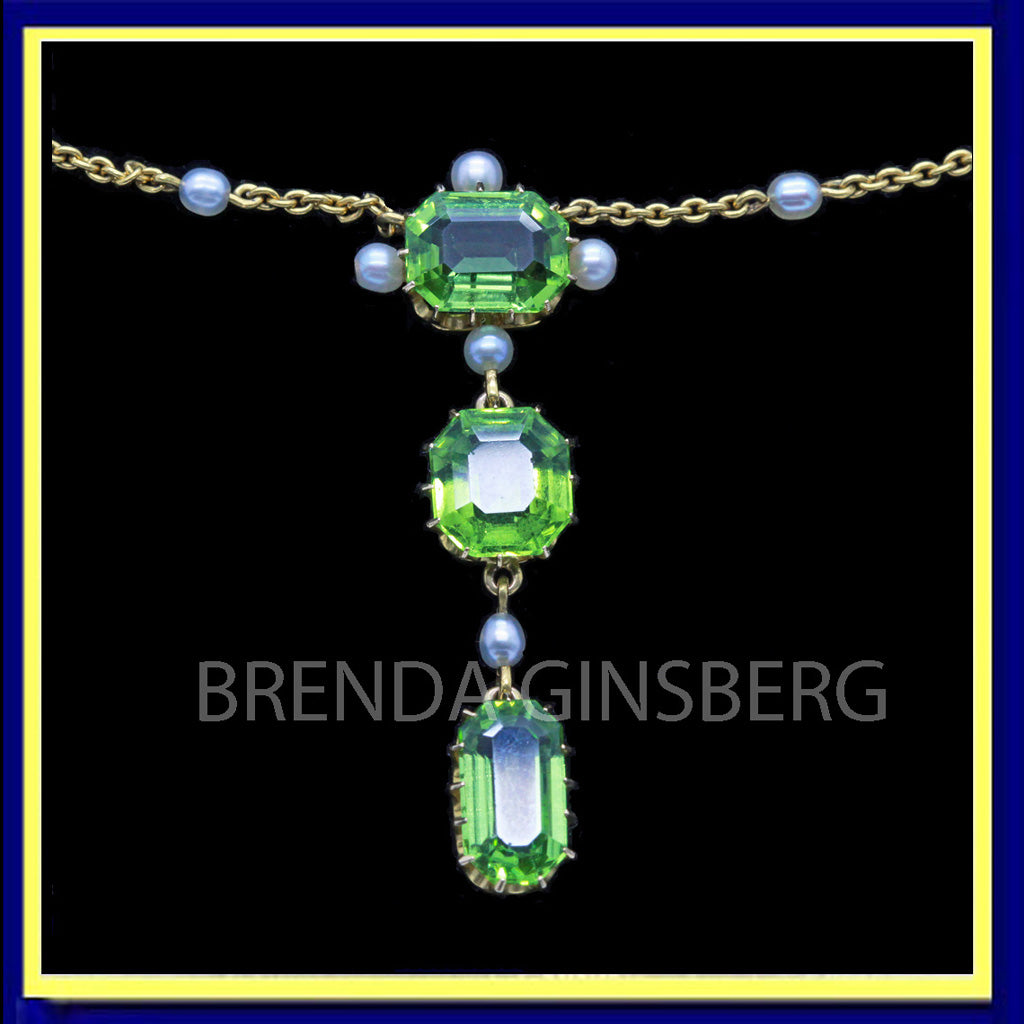 antique Edwardian pendant necklace gold peridot pearls