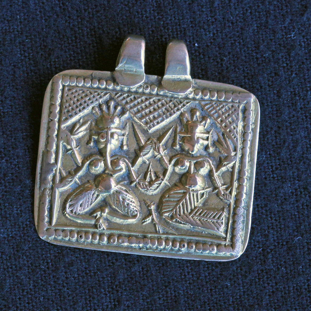 Vintage Pendant 18k Gold Ganesh Laxmi Hindu Gods Unisex Rajastan Gujerat (7243)