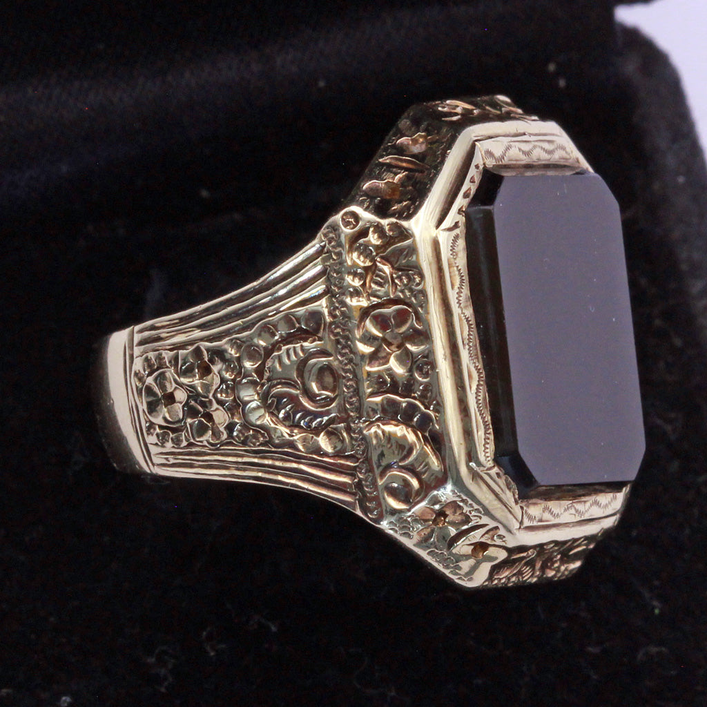 Antique Man's Signet Ring 14k Gold Onyx Austro-Hungary Large Masculine (7197)