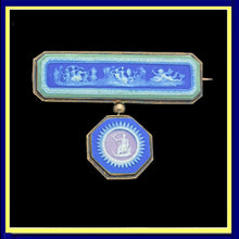 Antique Wedgwood gold jasper tricolor plaque brooch