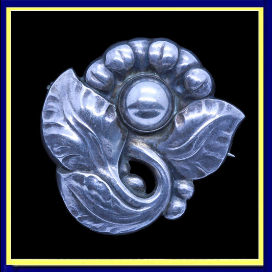 vintage Georg Jensen sterling silver Denmark brooch pin Model 71