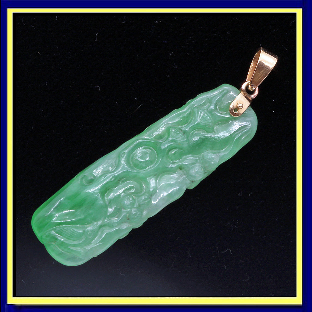 antique pendant jade carved Chinese gold
