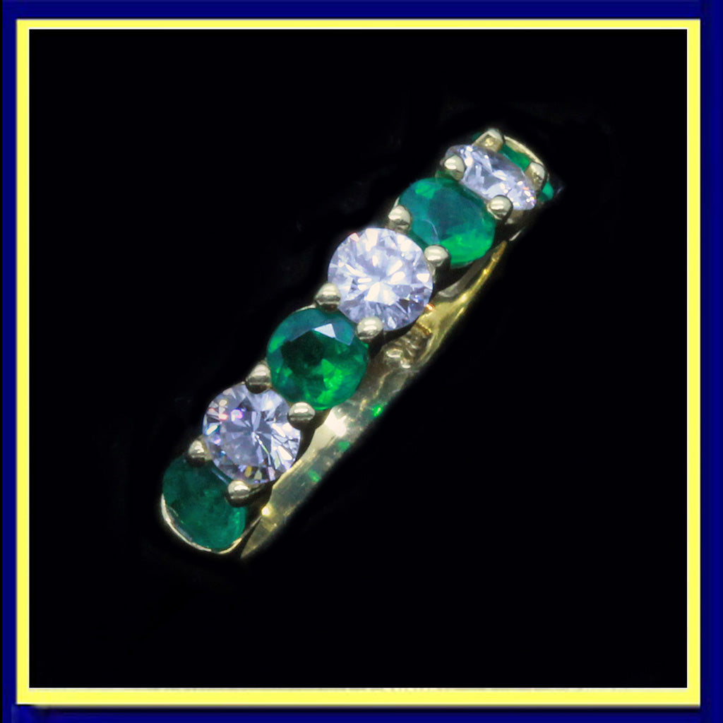 wedding anniversary ring diamonds emeralds gold