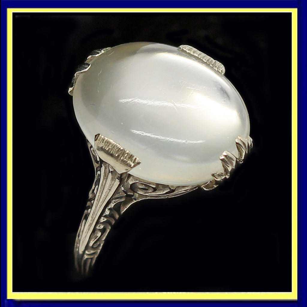 antique Art Deco ring moonstone white gold