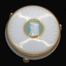 ANTIQUE FRENCH PATE SUR PATE BOX W PORTRAIT (ID:3678)