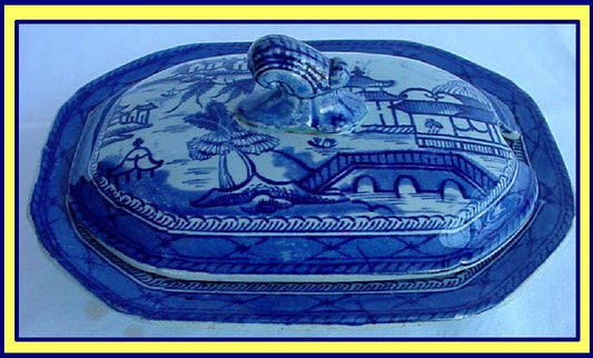 VICTORIAN STAFFORDSHIRE BLUE WHITE ceramic BUTTER DISH (1975)
